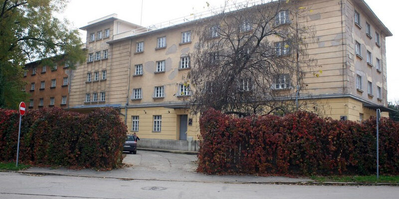 КОМПЛЕКС ДУВАНСКЕ ИНДУСТРИЈЕ